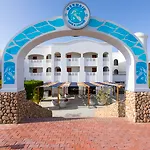 Waves Hotel In Naama Bay Sharm