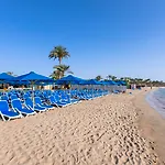 Waves Hotel In Naama Bay Sharm