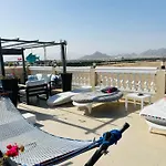 The Rooftop - Amazing Apartment - Sea View - Pool - Penthouse -Jacuzzi - Sharm El Sheikh