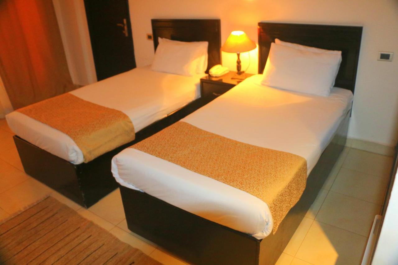 Resort Royal Naama Bay 3*