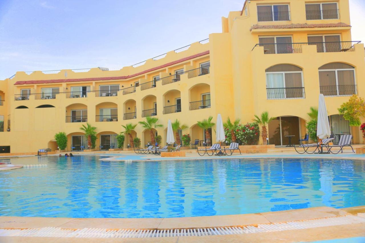 Royal Naama Bay