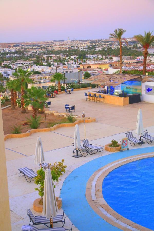 Royal Naama Bay