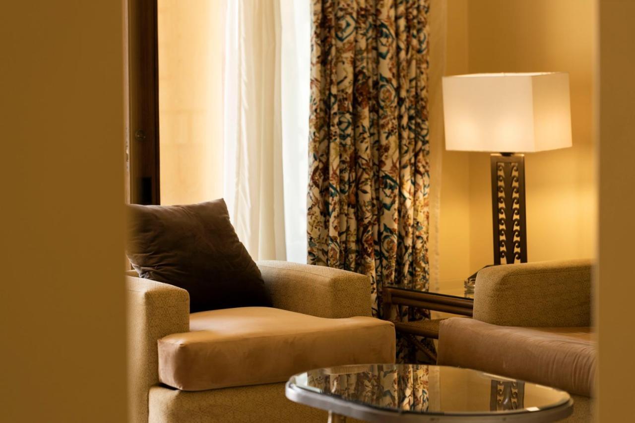 Four Seasons Sheikh, Private Residential & - Egypt