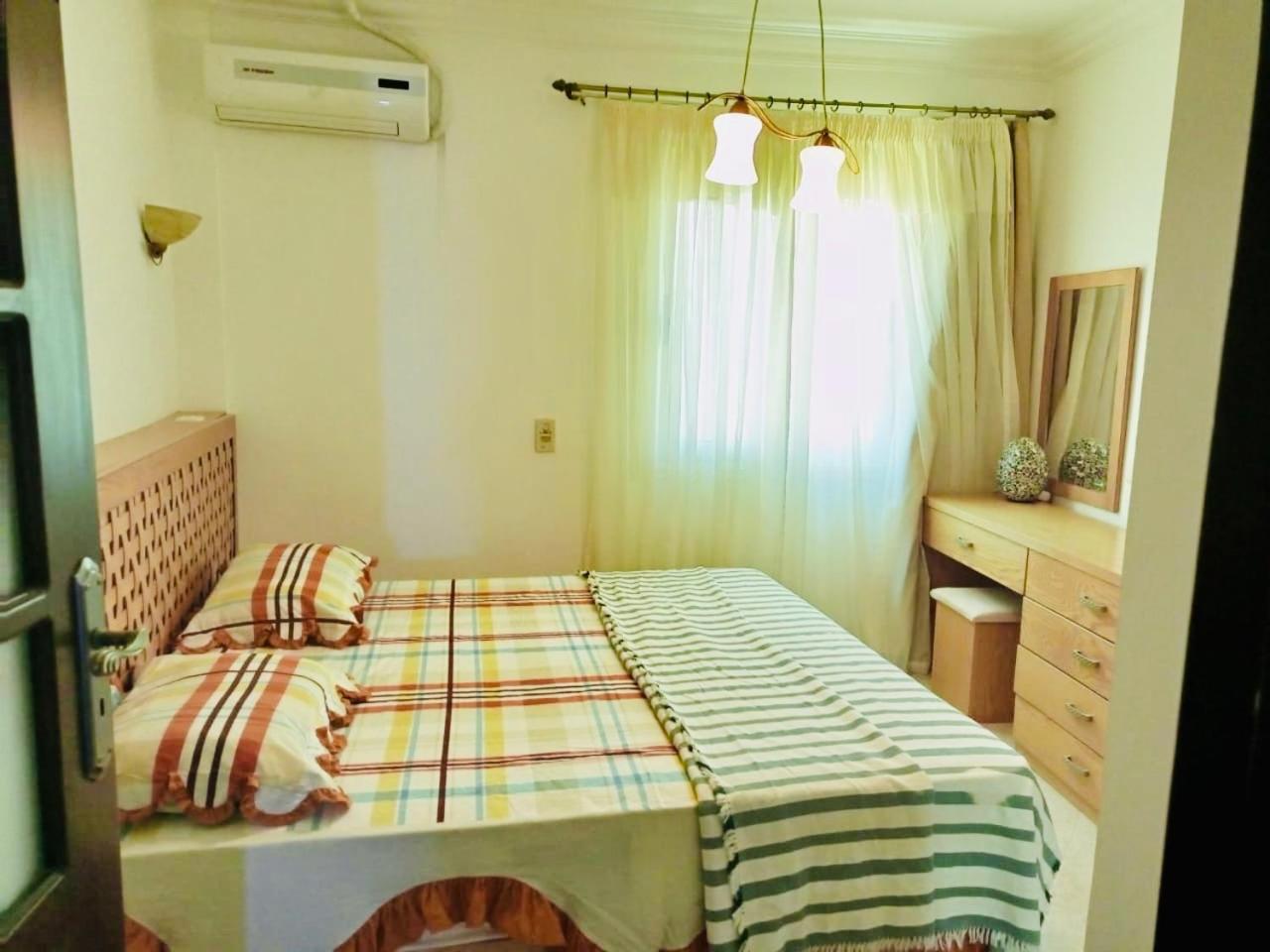 Shark'S Bay Oasis 2 Bedrooms Apartment With Private Free Beach Apartment