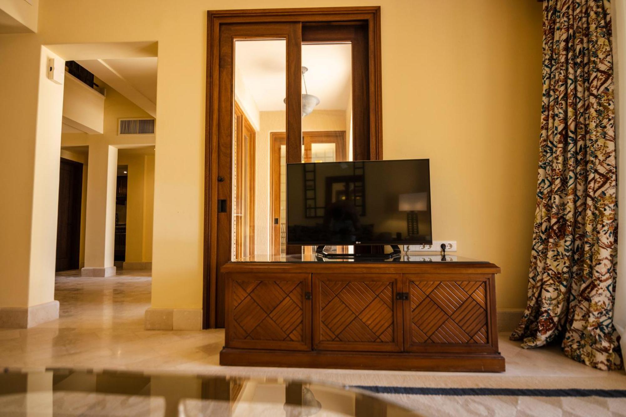 Resort Four Seasons Sheikh, Private Residential & - Egypt