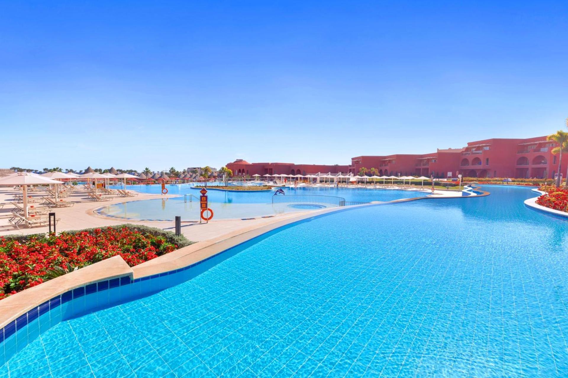 Pickalbatros Laguna Vista Aqua Park Resort 5*