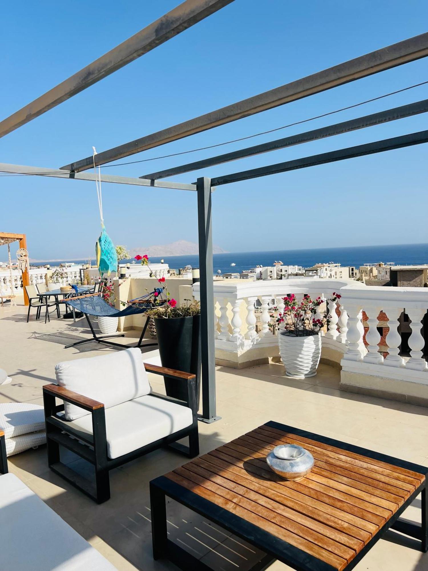 Apartment The Rooftop - Amazing - Sea View - Pool - Penthouse -jacuzzi - Sheikh *