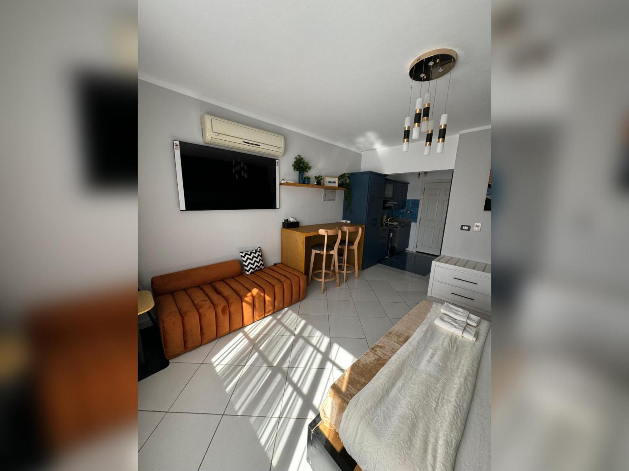 Cozy In Delta Apartment