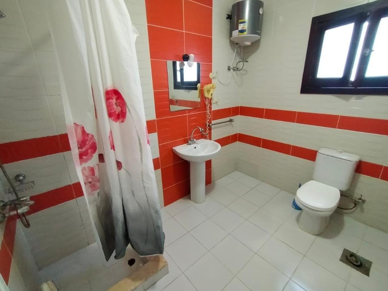 Delta 203-34 Apartment *