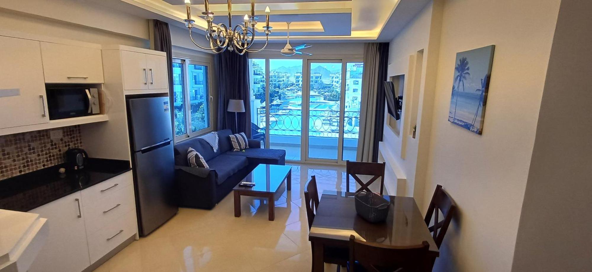 Hills Sea View Apartment