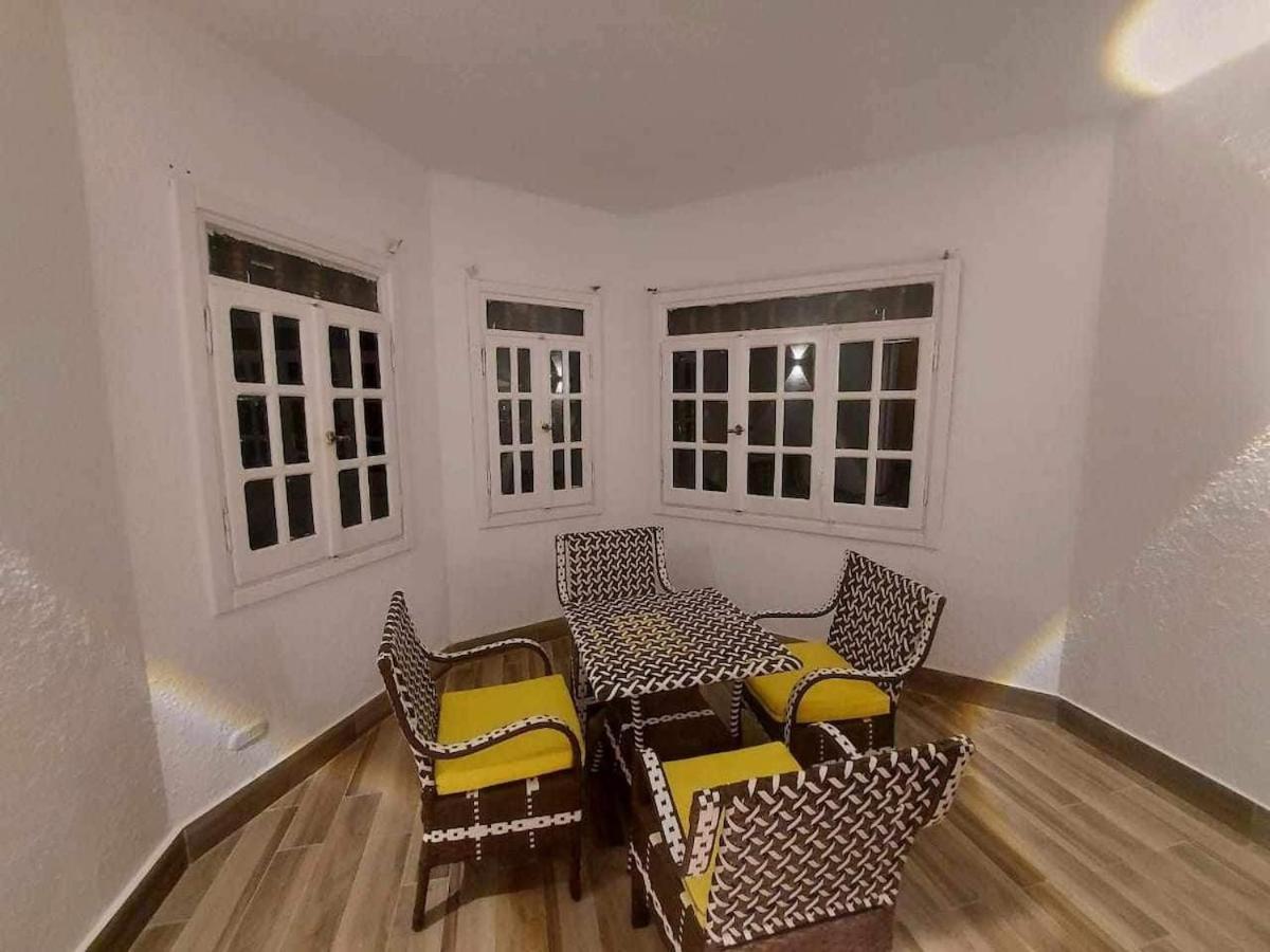 Vacation In Apartment