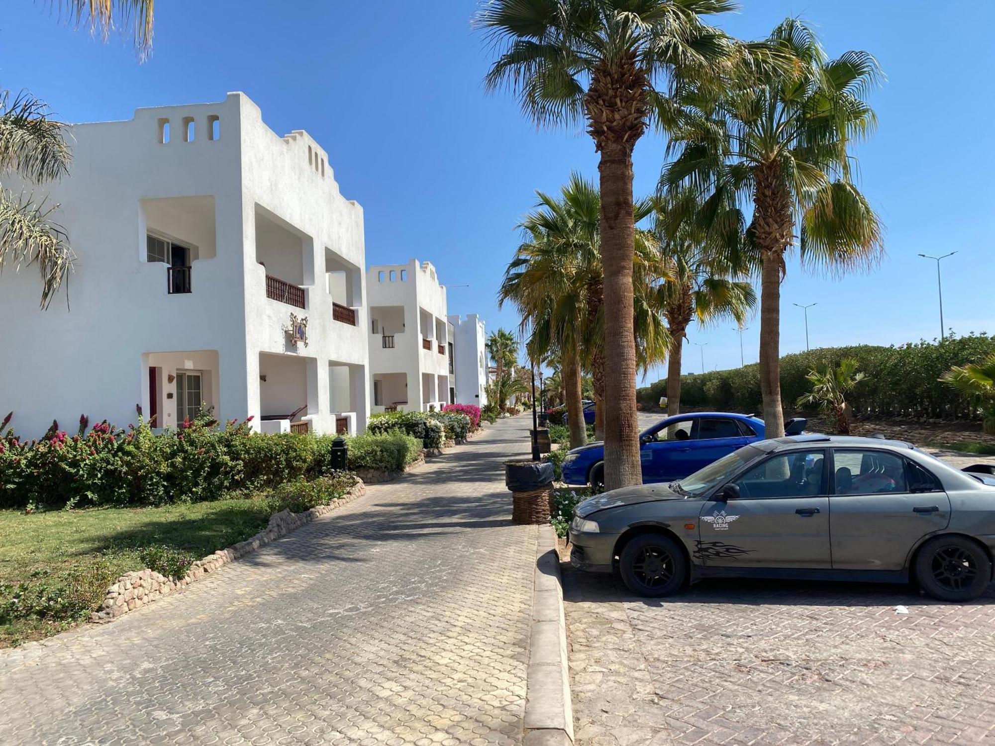 Apartment Delta 106-119 *