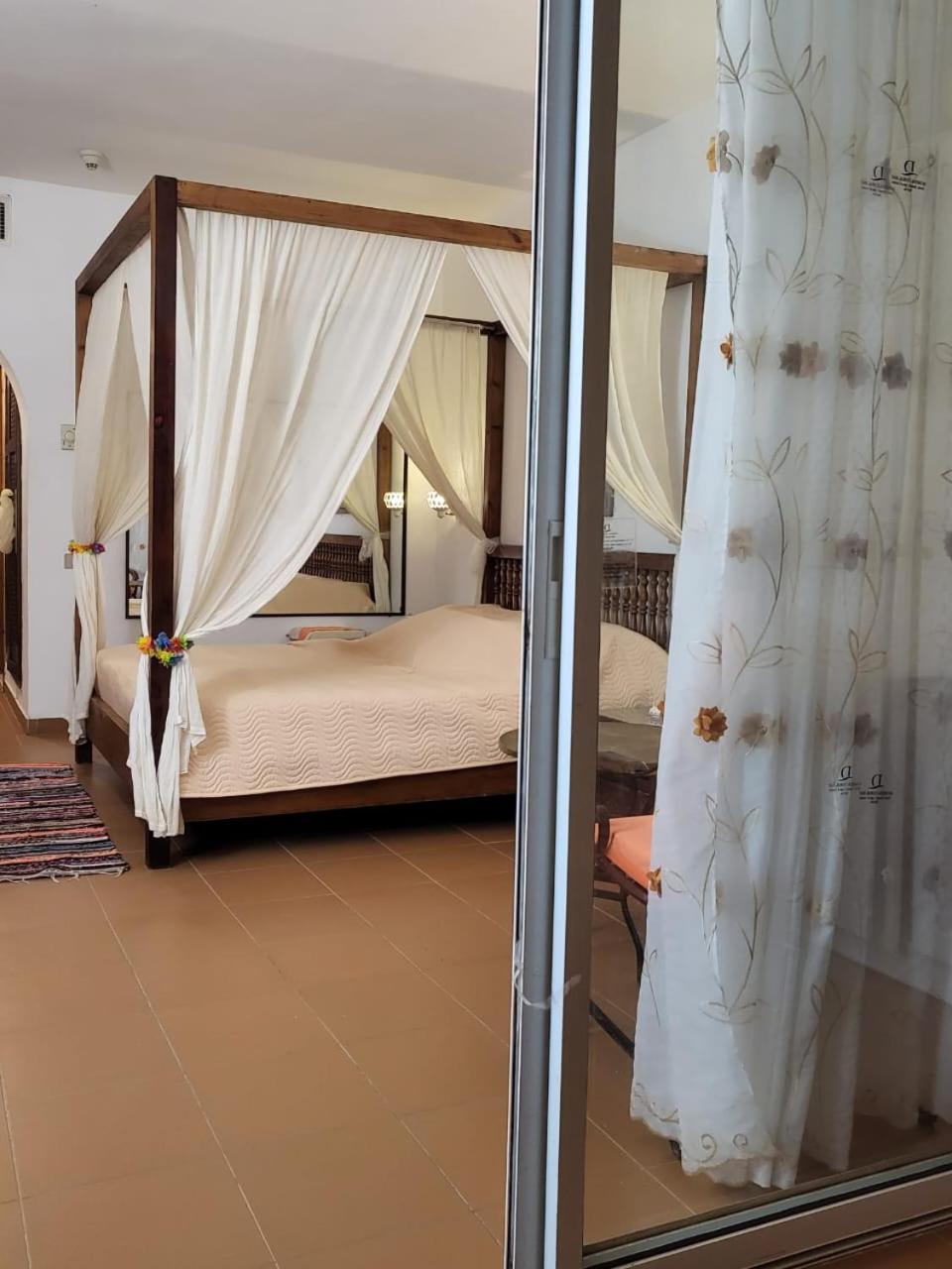 Aparthotel Domina Coral Bay Pool & Sea View With Kitchenette
