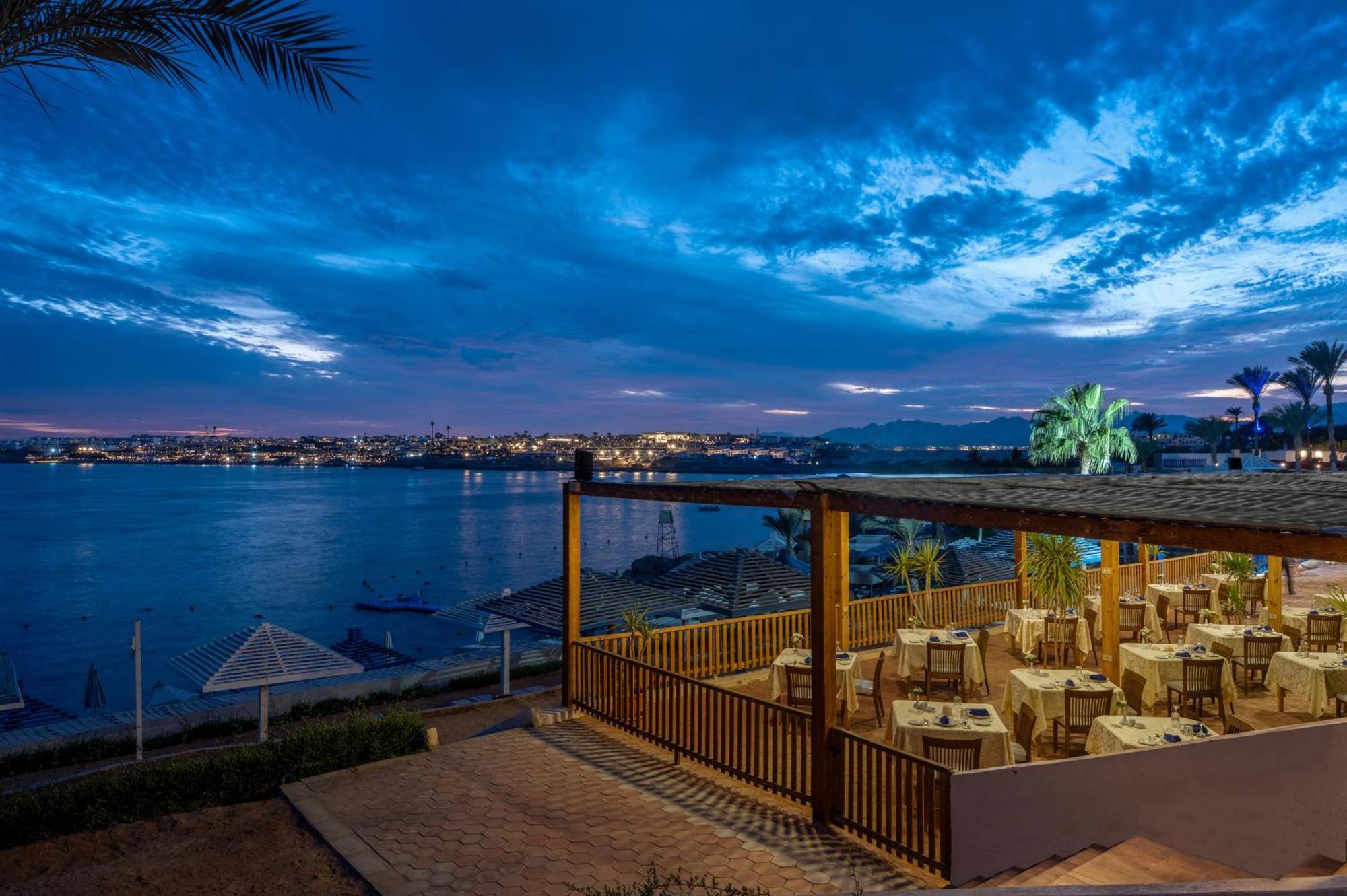 Grand Oasis Resort 4*