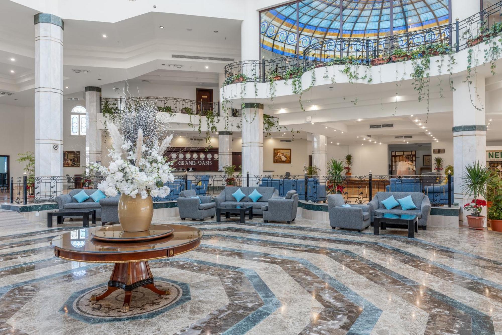 Grand Oasis