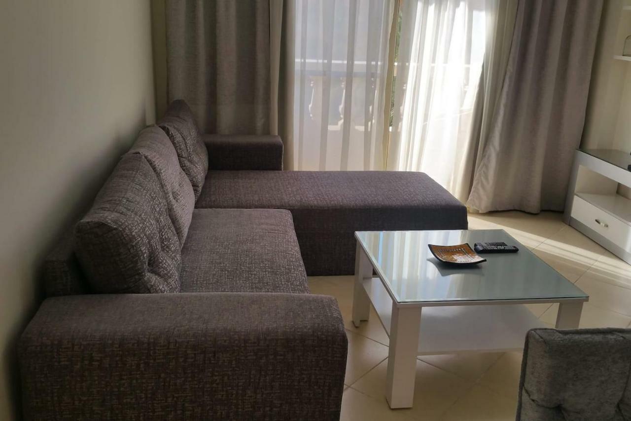 Apartment One- Bedroom S3 In Vip Zone Sunny Lakes