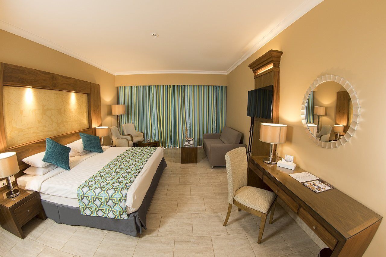 Waves In Naama Bay Hotel Sharm el-Sheikh
