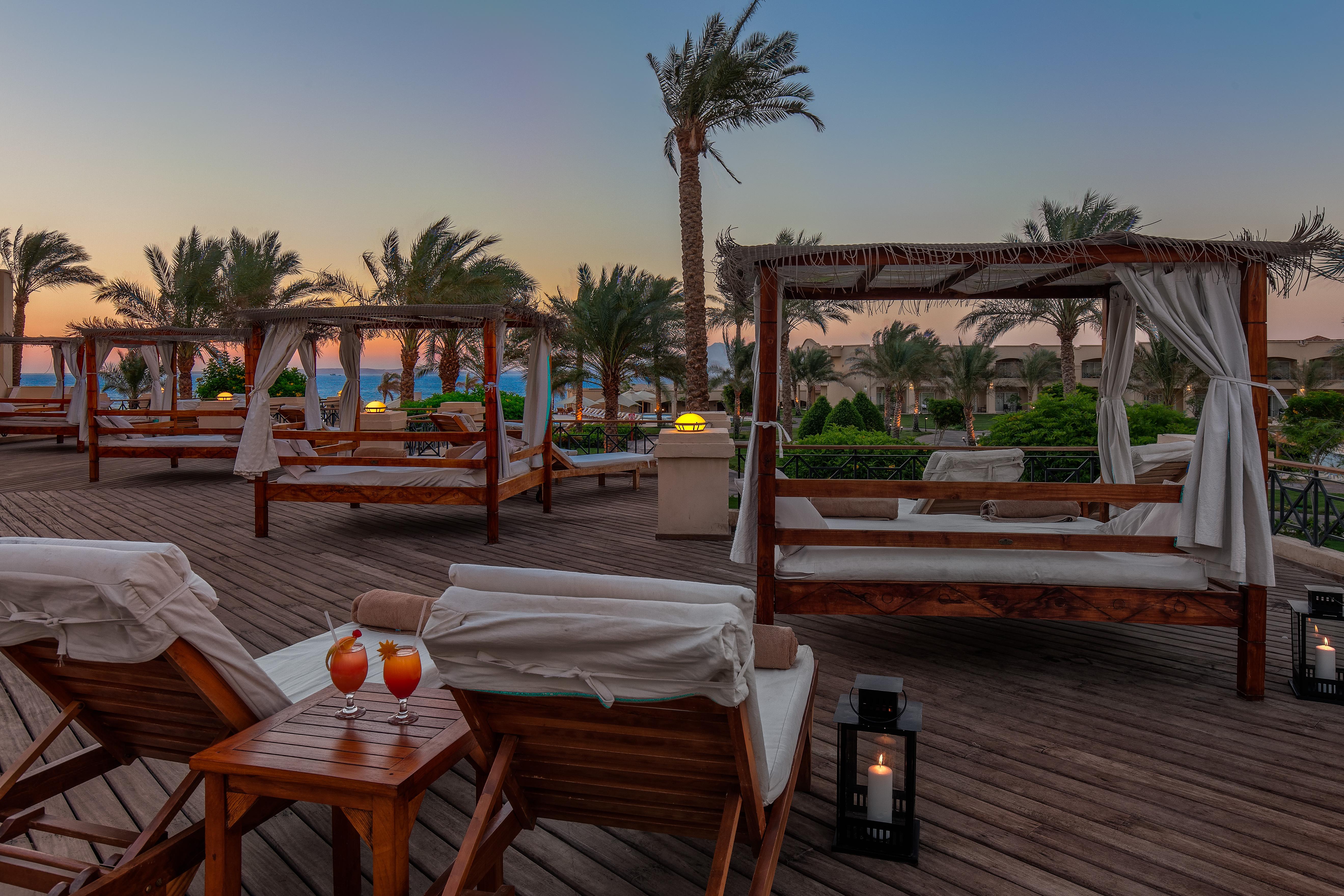 Cleopatra Luxury Sheikh