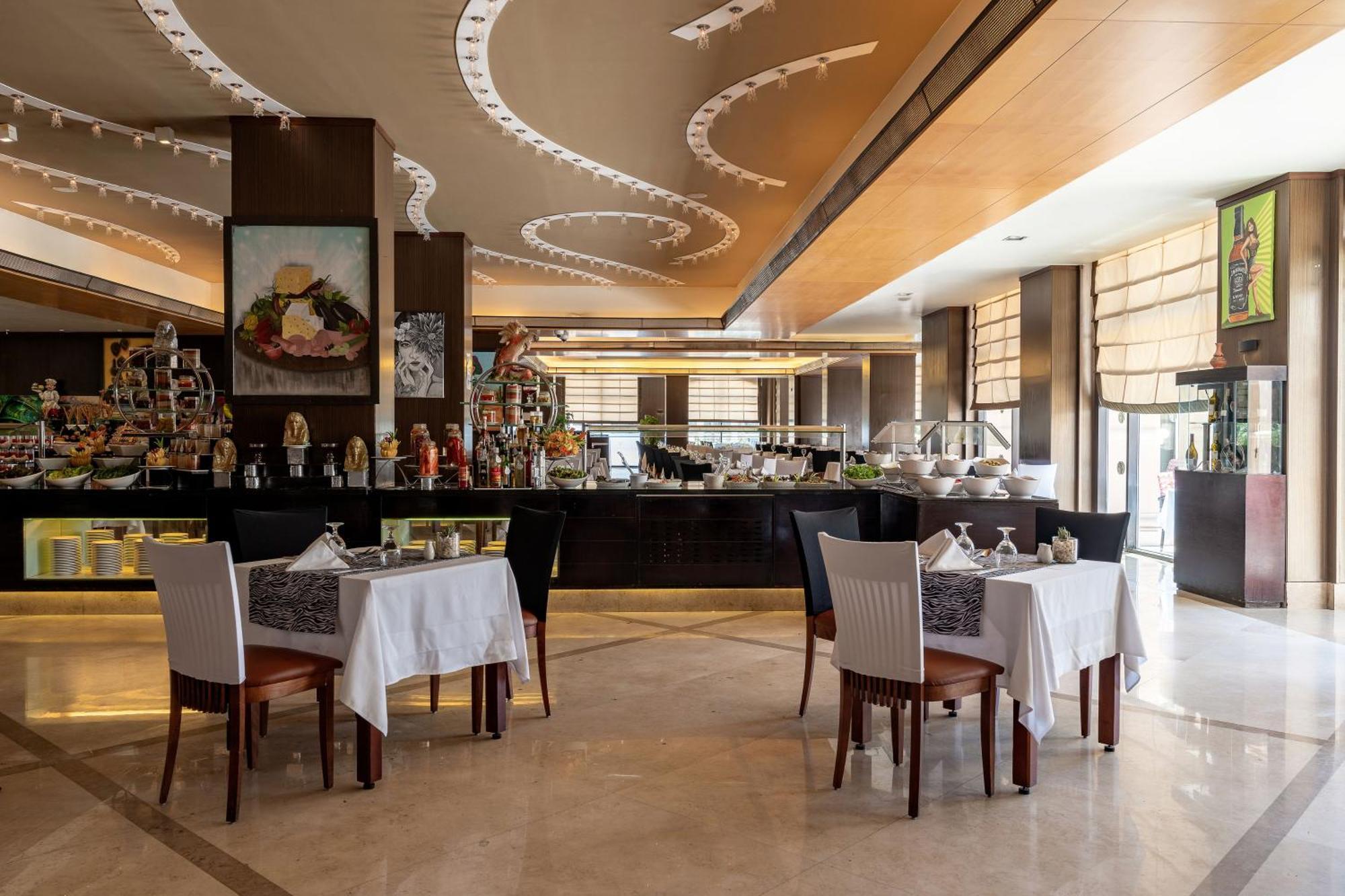 Cleopatra Luxury Sheikh Resort