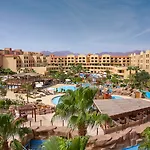 Coral Sea Aqua Club Resort