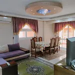 Super Deluxe Apartment With 3 Bed Rooms