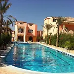 Villa Dina
