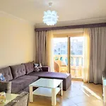 One- Bedroom Apartment S3 In Vip Zone Sunny Lakes