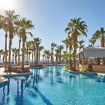 Beautiful Villa At Four Seasons