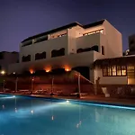Serenity Lodge