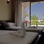 Hotel Oonas Dive Club