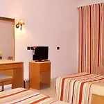 Unisharm Hotel