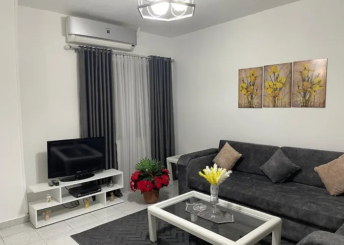 City Center Apartment - Neama Bay