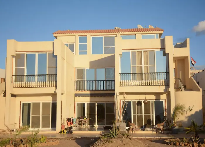Luxury Sea-View 2 Bedrooms Apartment In Hadaba
