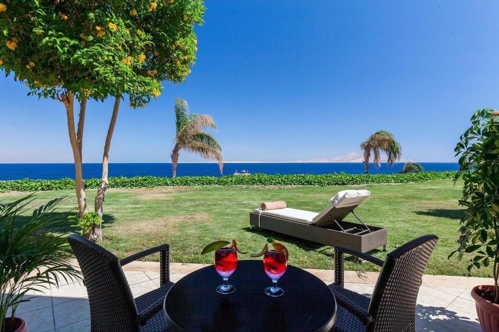 Aurora Oriental Resort 5*