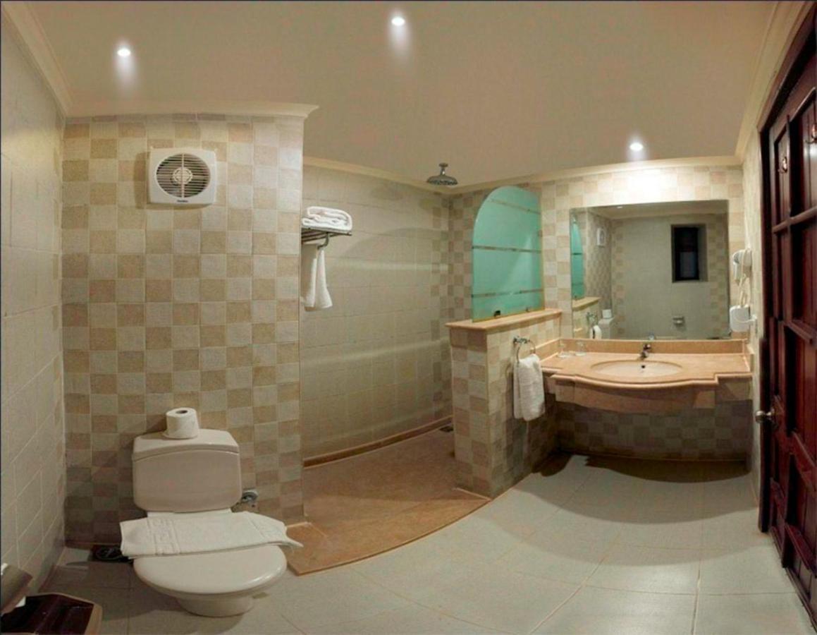 Tivoli Aqua Park 4*