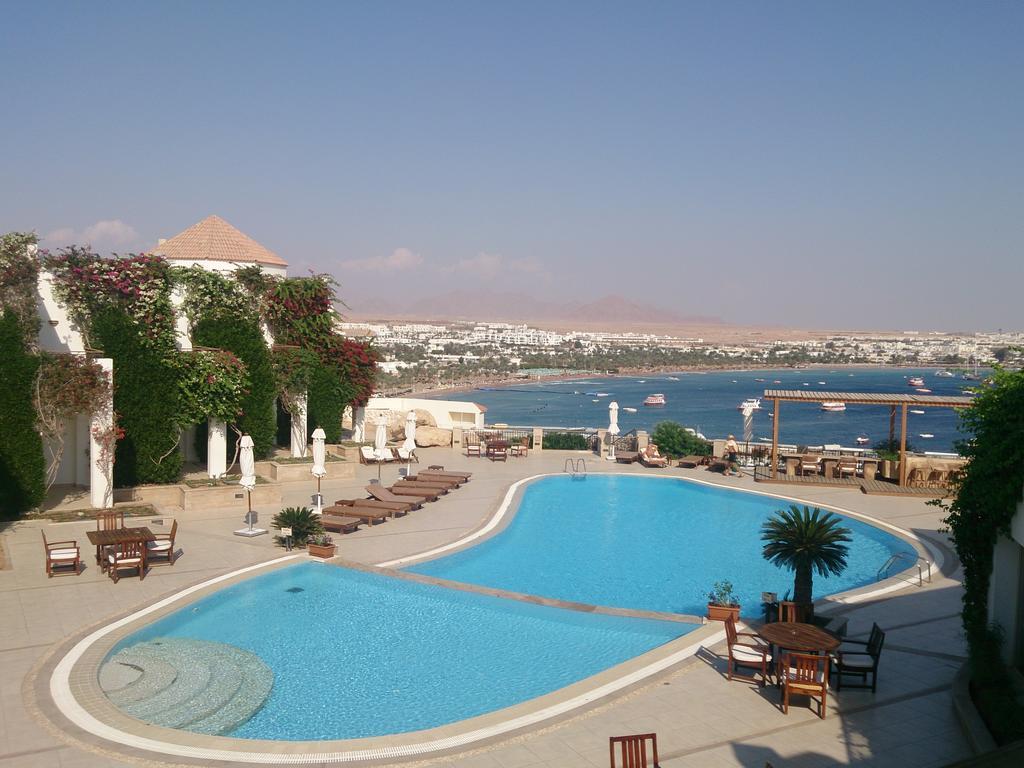 Eden Rock Namaa Bay Resort 3*