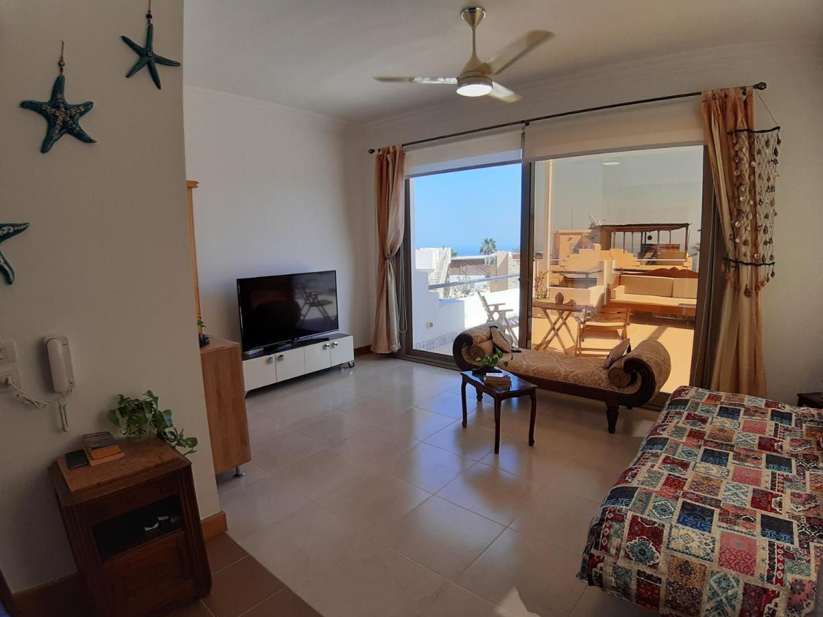 D60 Apartment
