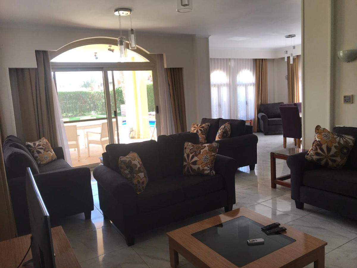 4 Bedr, Private Pool, Wifi, Beach Resort, Sheikh