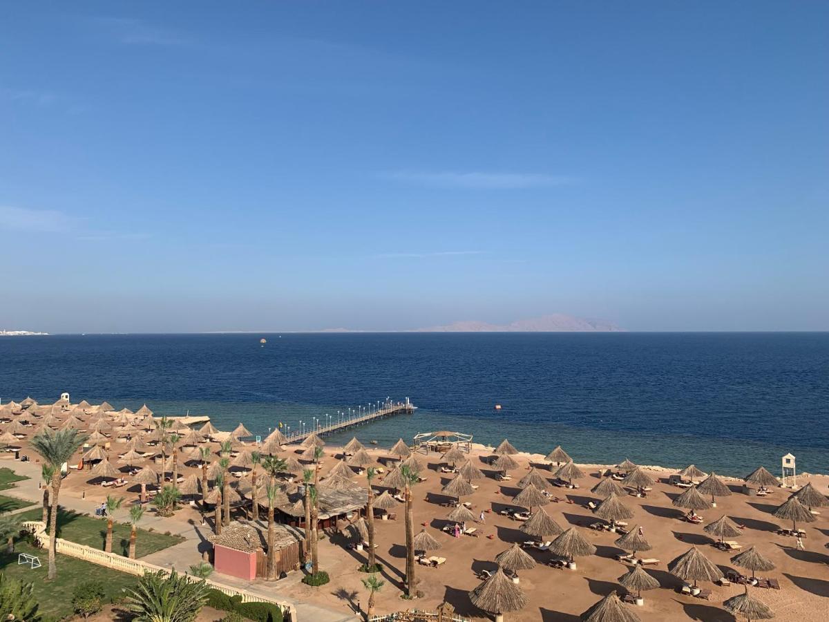 With Sea View At Sheraton Hotel, Resort, & Spa - Private *
