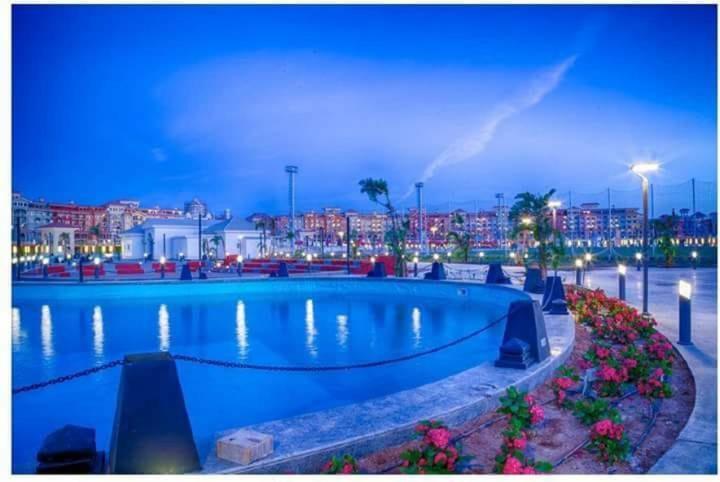 Porto Sheikh Families بورتو