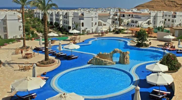 Lovely One Bedroom Within Cozy Compound Including Swimming Pool, Supermarket. Perfect Location At Neama Bay With Access To Public Transportation Appartement Sharm-el-Sheikh