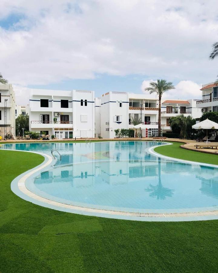 Lovely One Bedroom Within Cozy Compound Including Swimming Pool, Supermarket. Perfect Location At Neama Bay With Access To Public Transportation Sharm-el-Sheikh