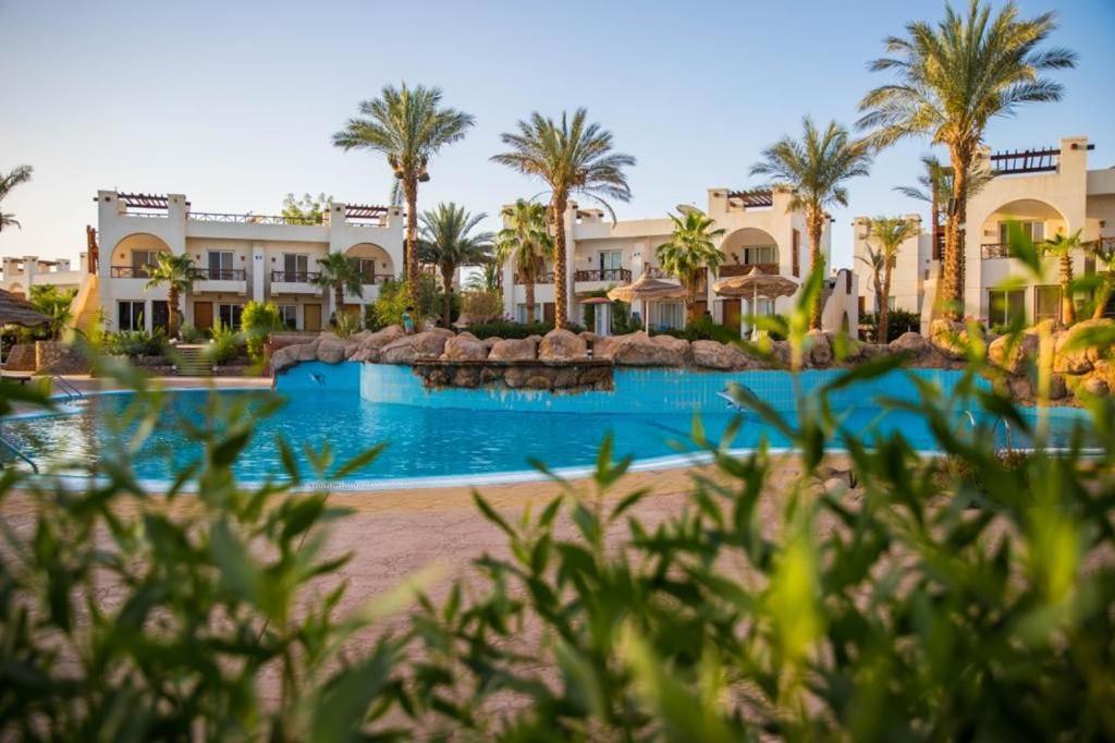 Sunny Lakes , Revira Aparthotel *