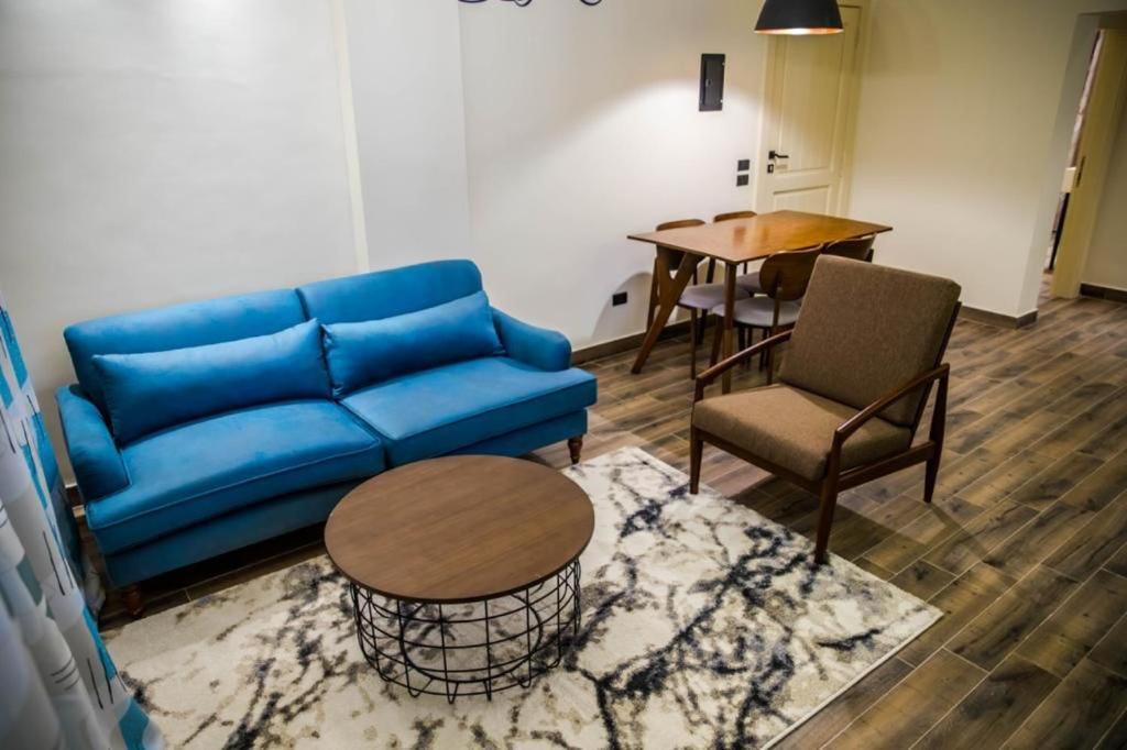 Aparthotel Sunny Lakes , Revira
