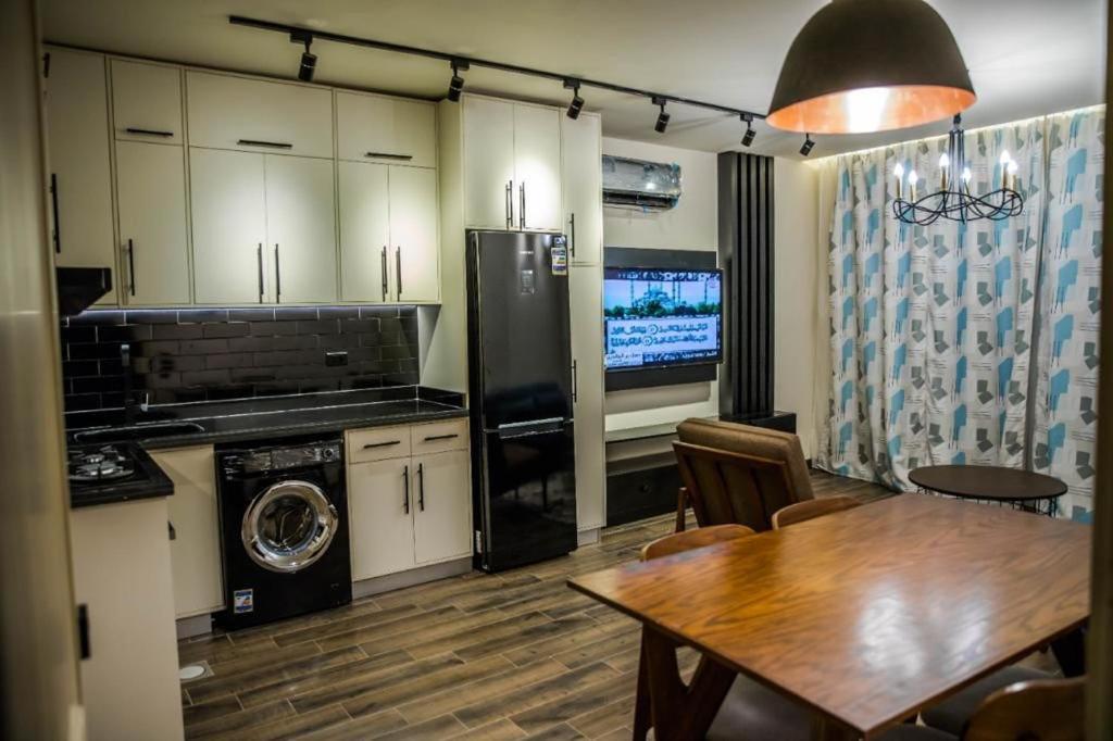Aparthotel Sunny Lakes , Revira