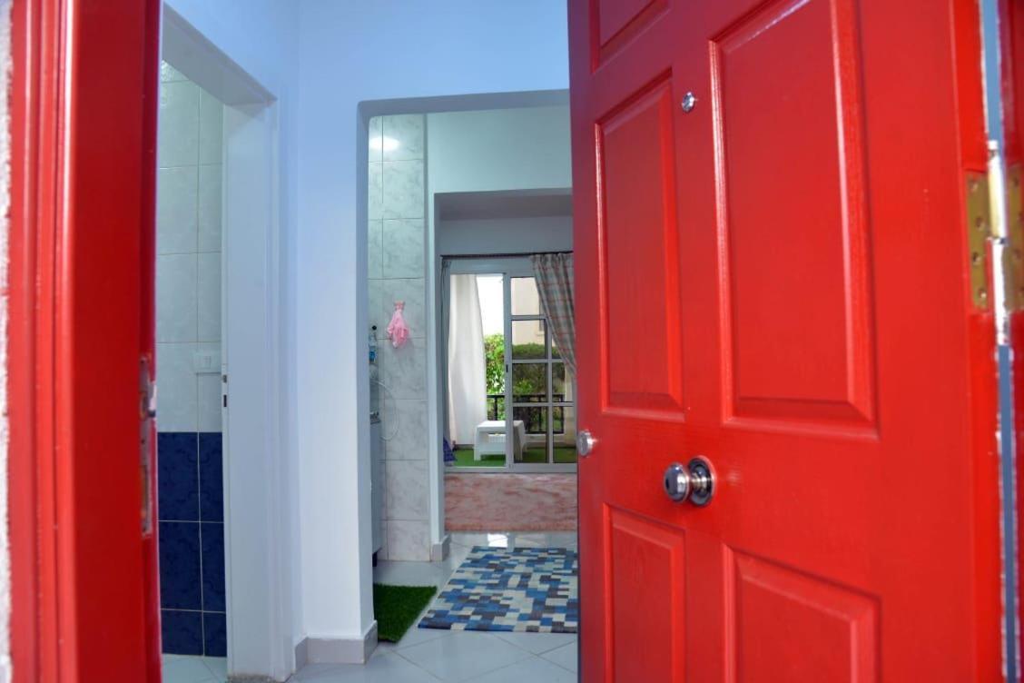 Lovely In Delta Apartment