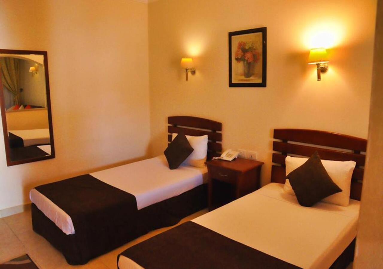Tivoli Aqua Park 4*