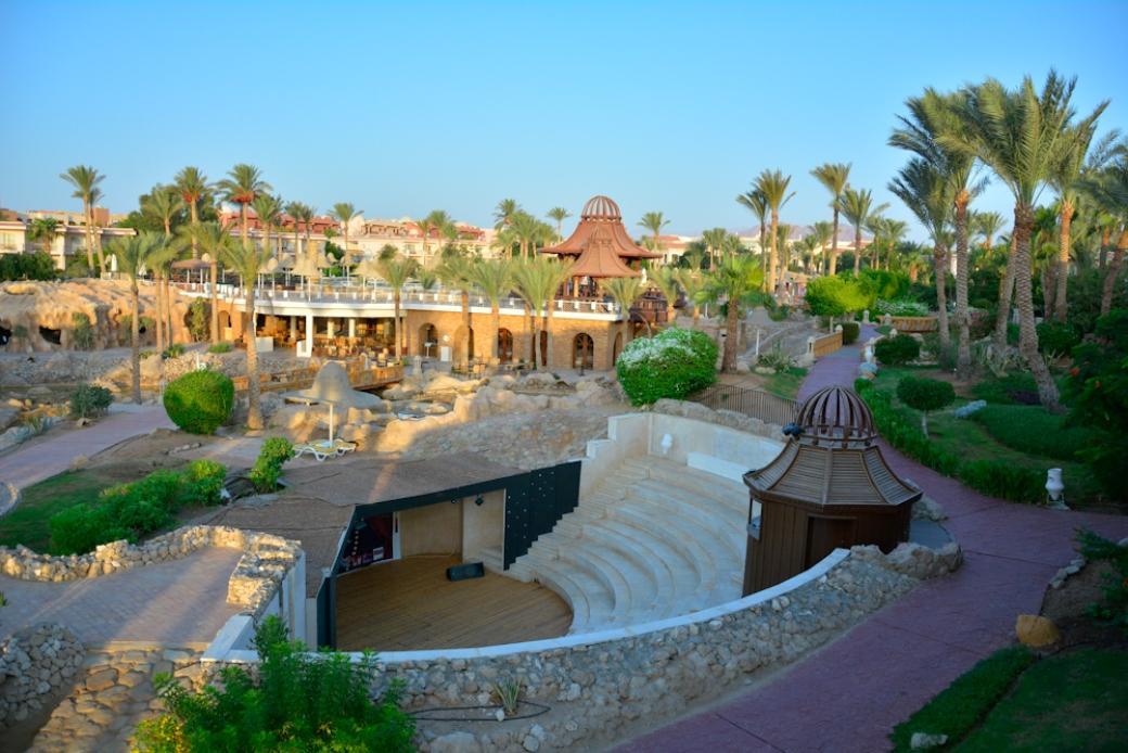 Resort Parrotel Beach