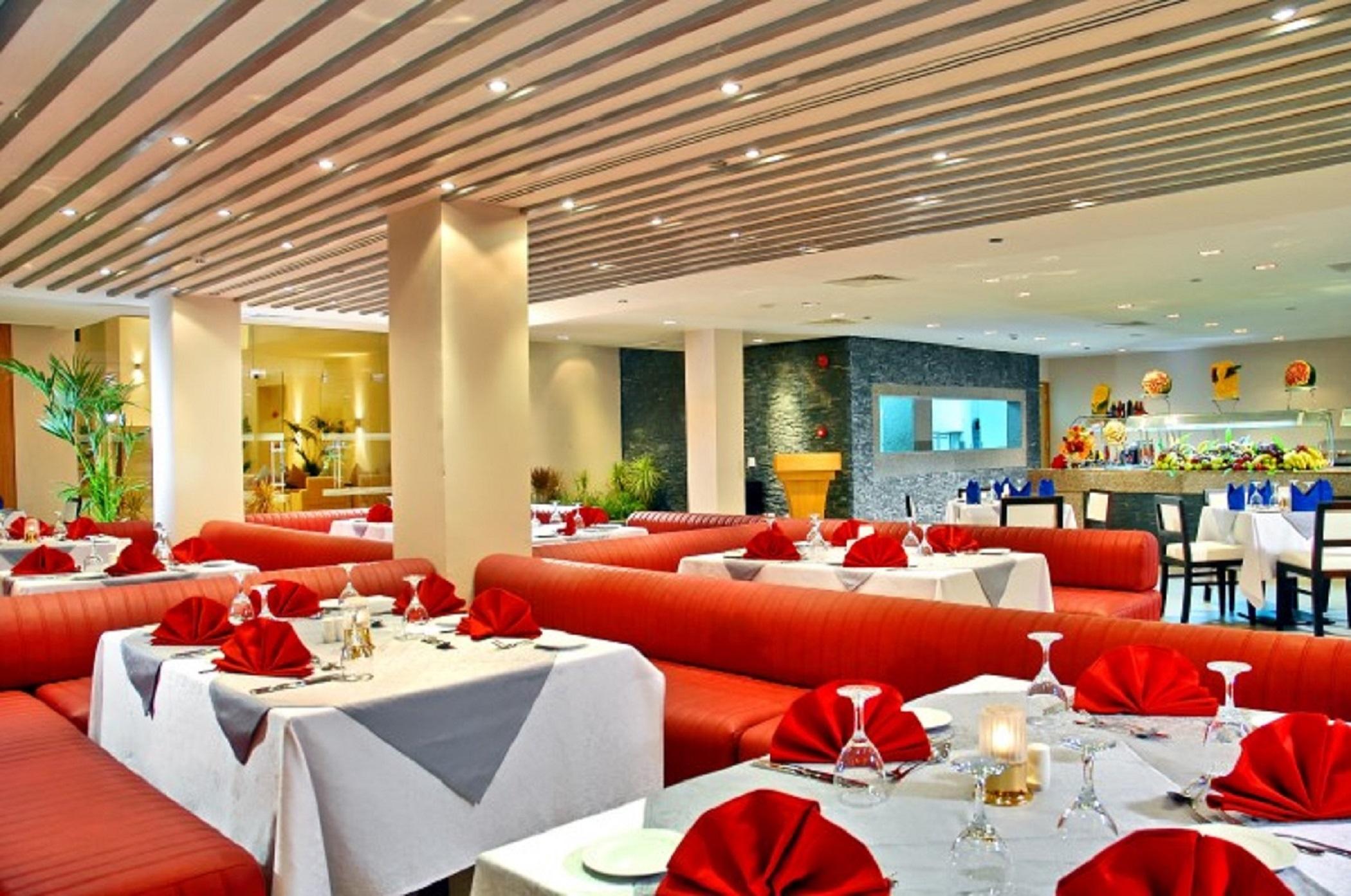 Coral Sea Aqua Club 4*