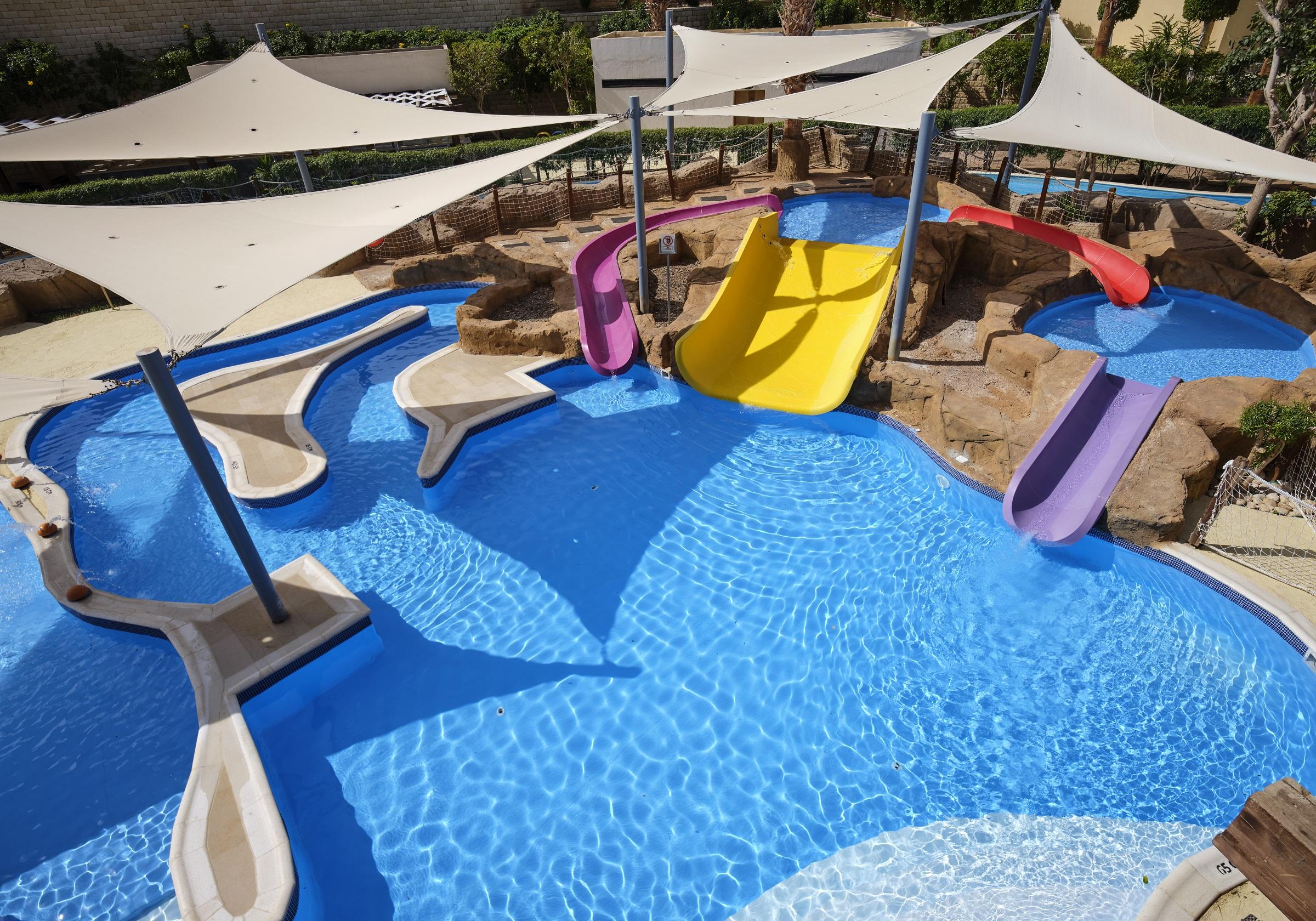 Coral Sea Aqua Club 4*